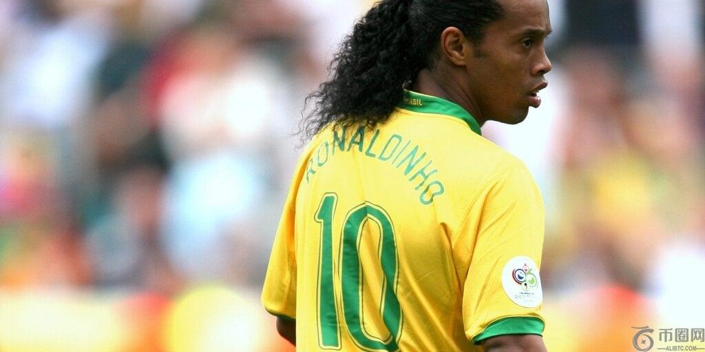前足球明星Ronaldinho的代币在首次亮相的贸易指控中首次亮相18％