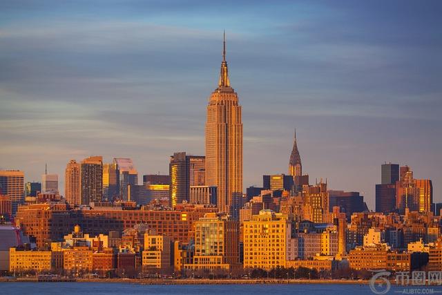 美国启动战略性比特币储备计划 比特币市场反应冷淡