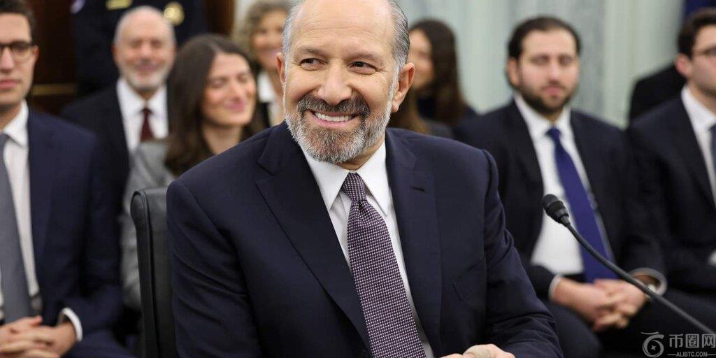 根据商务部长：报告