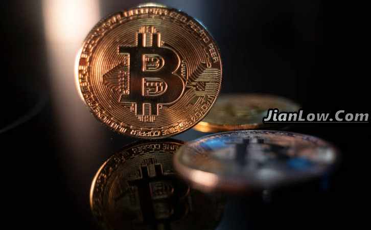 比特币跌至26000美元，加密货币市场波动加剧